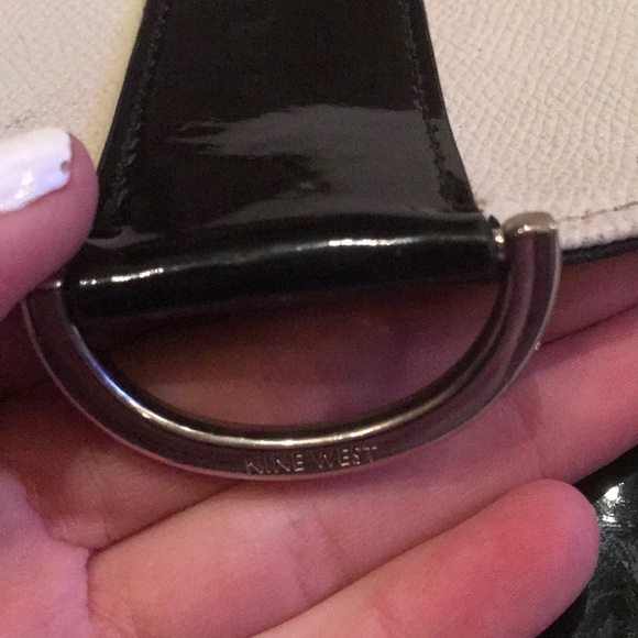 Purse - Picture 2 of 5